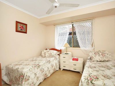 6 Palm Grove Cres, Tewantin