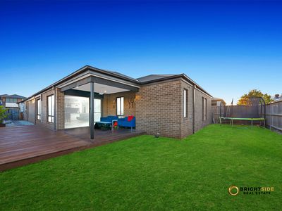 15 Keighery Drive, Clyde North