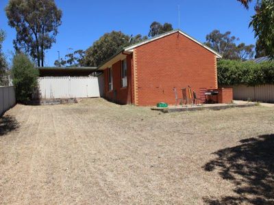 18 Bath Lane, Kangaroo Flat