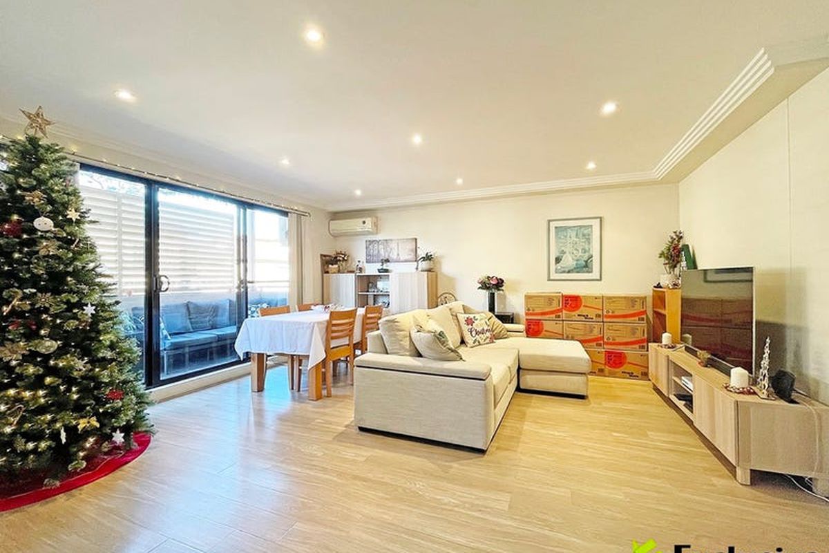 15 / 80 Courallie Avenue, Homebush West