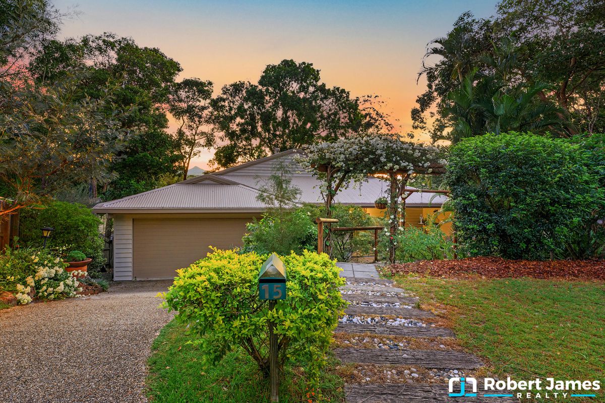15 Moonare Crescent, Noosa Heads