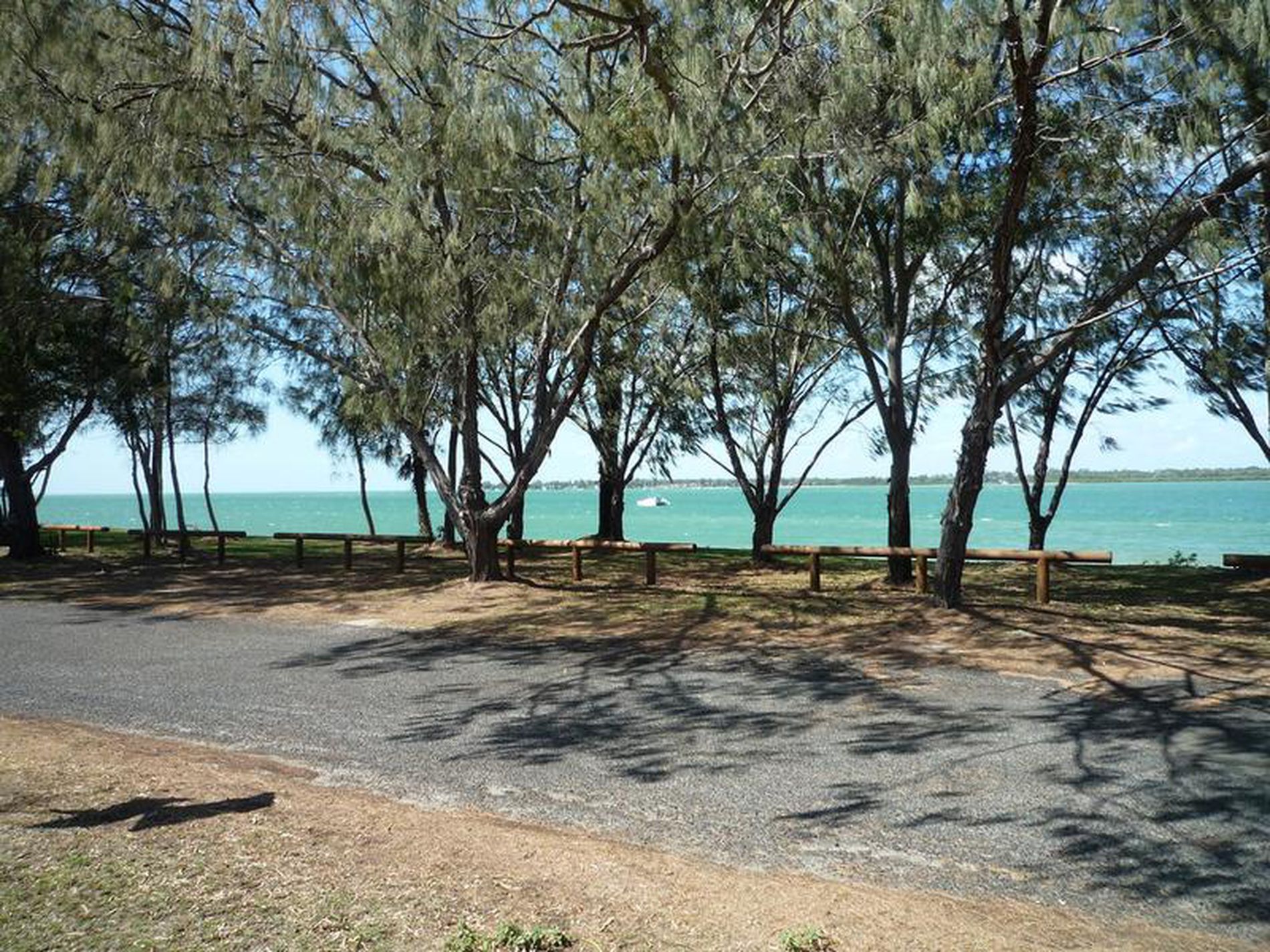 21 Esplanade Walkers Pt., Woodgate