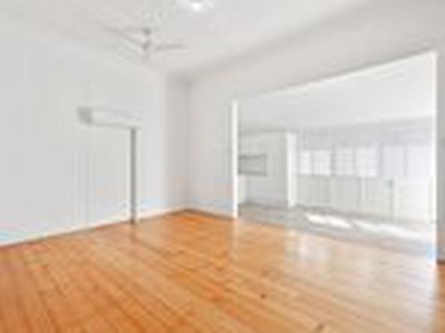 12 Albert Street, Rockhampton City