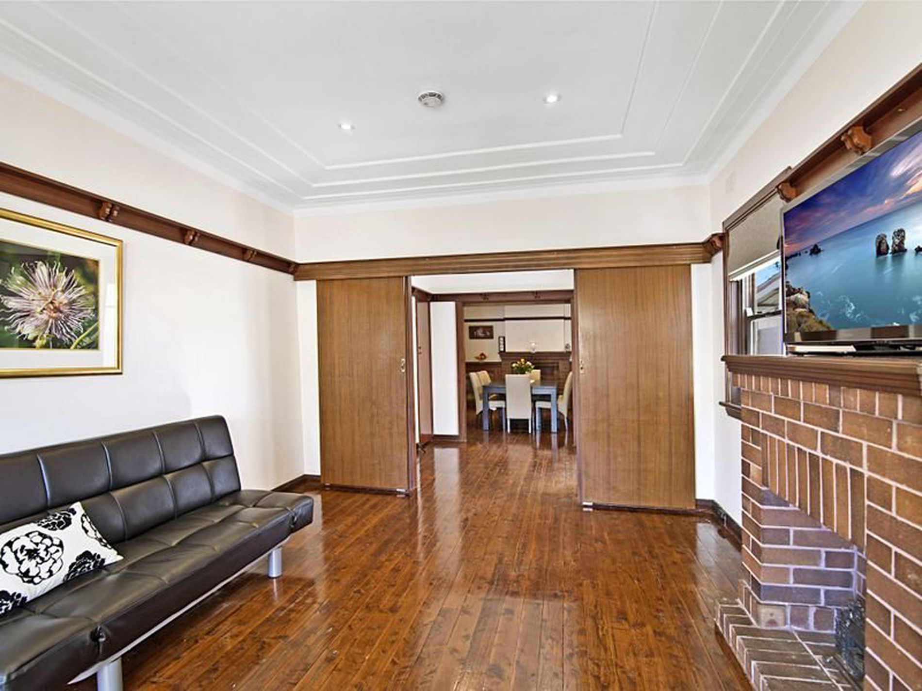 28 Middlemiss Street, Mascot