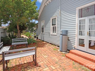 42 Meyer Street, Donald