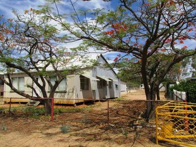 136 Wren Street, Longreach