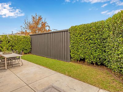 1 / 5 Bradley Street, Newport