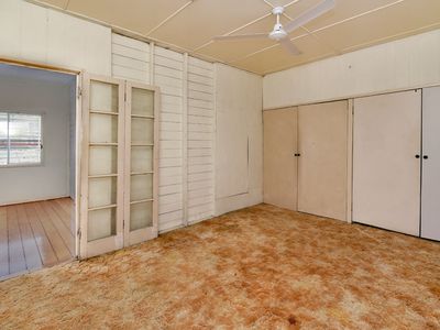 112 CRANE STREET, Longreach