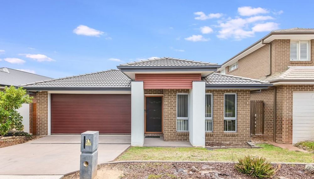 21 Radisich Loop, Oran Park