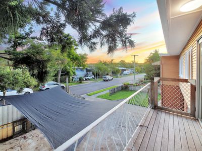 11 Elm Avenue, Woodridge
