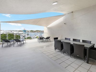 33 / 56 River Esplanade, Mooloolaba