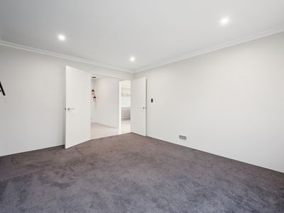 15 Medinah Street, Meadow Springs