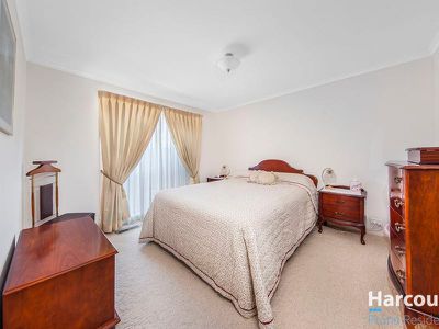 4 Lambie Place, Florey