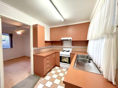 13 / 12 Denmans Camp Road, Torquay