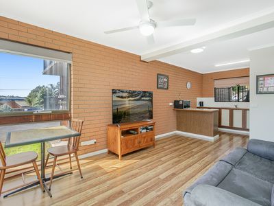 1 / 6 Kyeamba Street, Merimbula