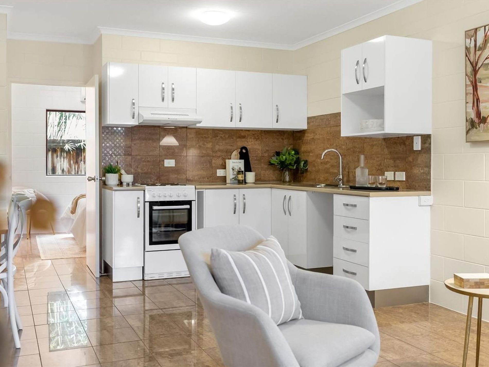 18 / 439-443 Severin Street, Manunda