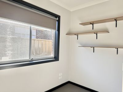 2 / 3 Rous Street, Wyndham Vale