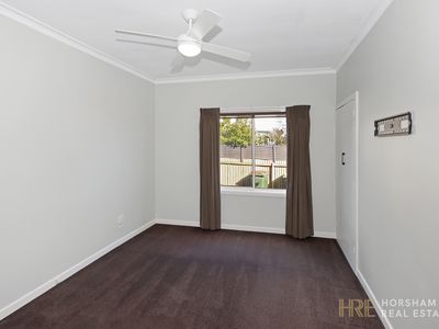 20 Harders Street, Horsham