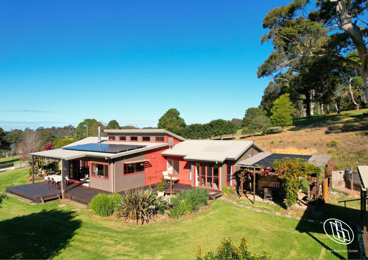 83 Rainforest Parkway, Narooma