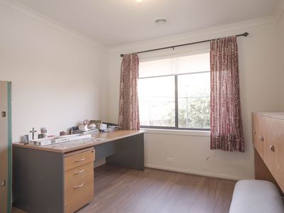 27 Chlorinda Road, Tarneit