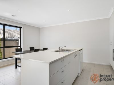 100 Mabo Boulevard, Bonner
