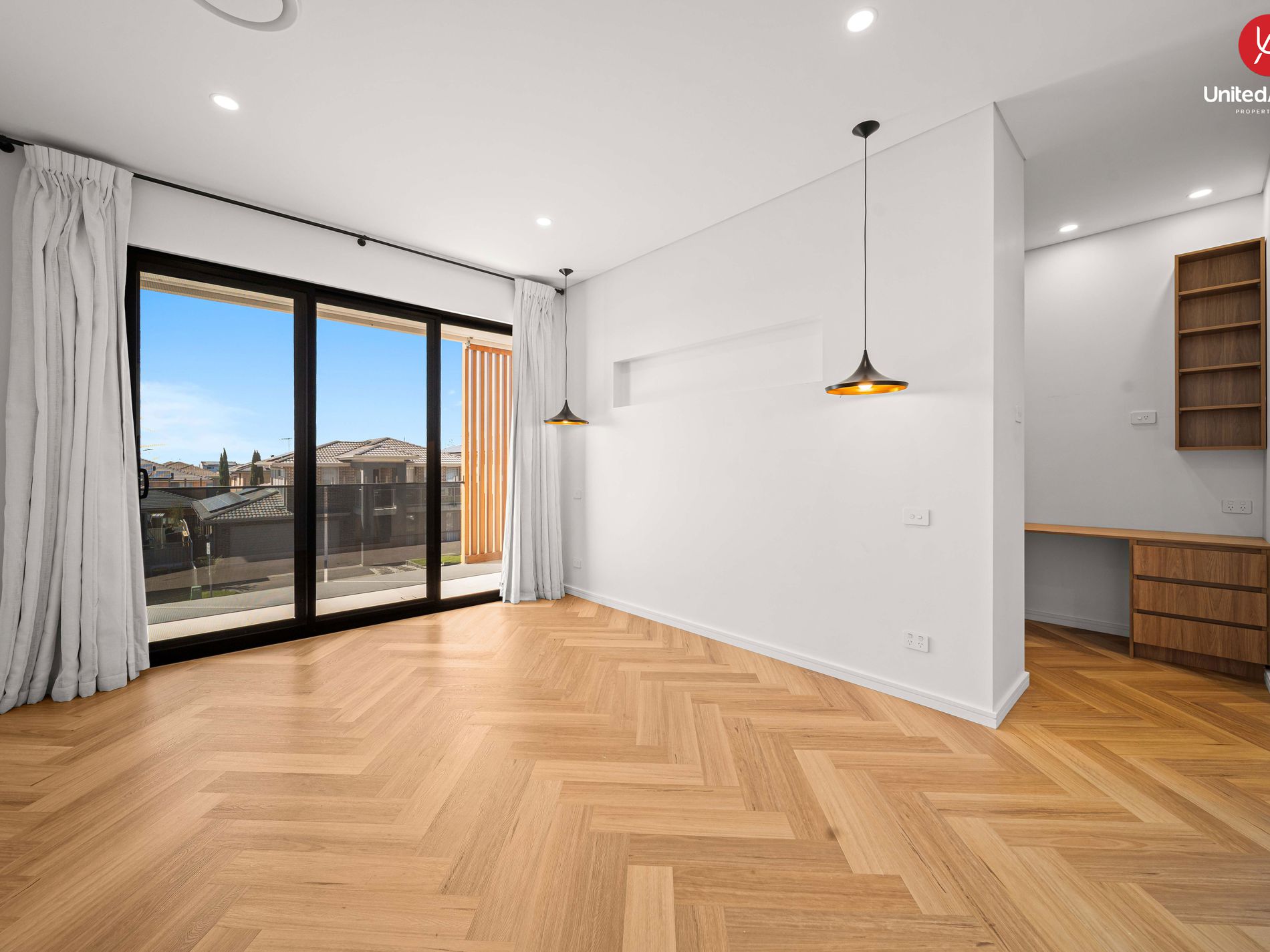6 Arnott Avenue, Middleton Grange