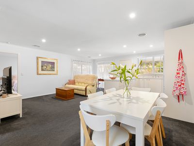 4 / 11 Eric Fenning Drive, Surf Beach
