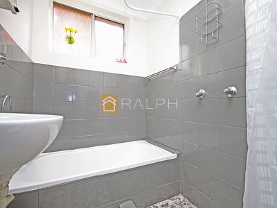 16 Oswald Street, Campsie