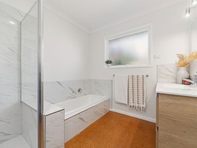 2 / 3 Arthur Street, Hastings