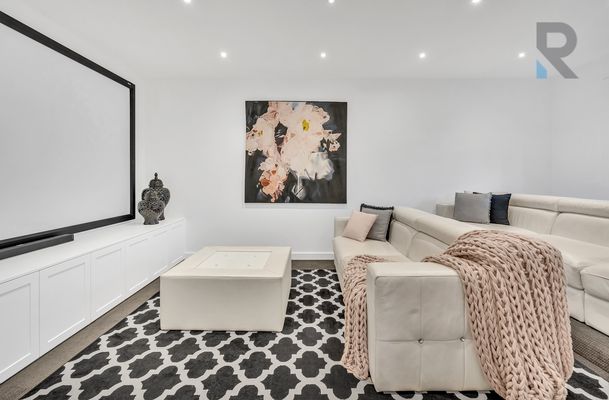 62 Centennial Park Drive, Craigieburn