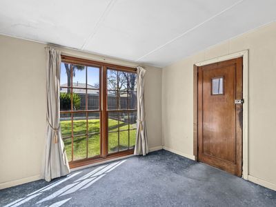 40 Lomond Terrace, East Geelong