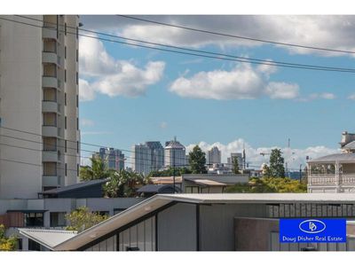 17 / 7 Landsborough Terrace, Toowong