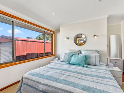 38 Beach Road, Beachport