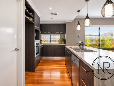 8 Dealey Elbow, Harrisdale