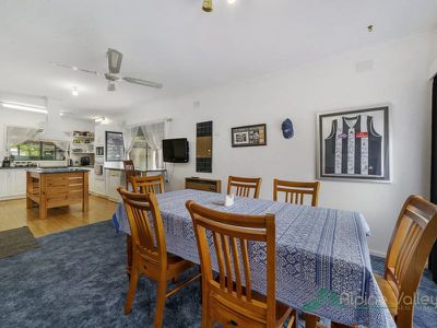 30 Freeburgh Avenue, Mount Beauty