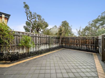 15C Gretham Road, Westminster