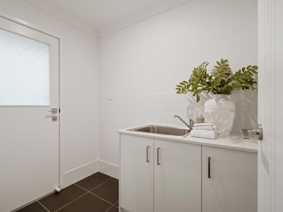 64 Lunar Circuit, Spring Mountain