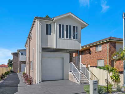 1 / 68 Pur Pur Avenue, Lake Illawarra