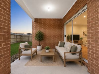 8 Guling Rise, Clyde North