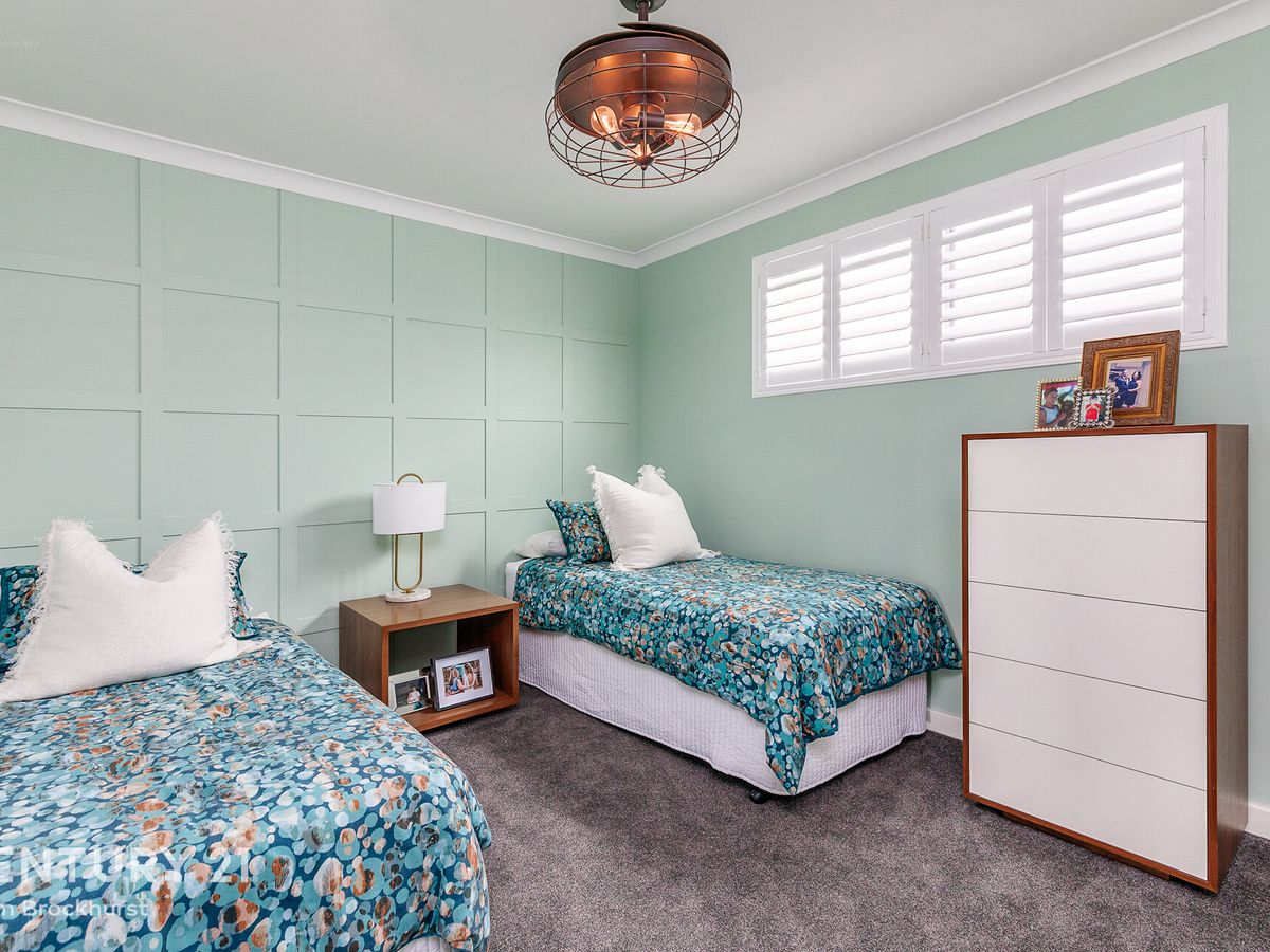 25 Pantheon Avenue, North Coogee