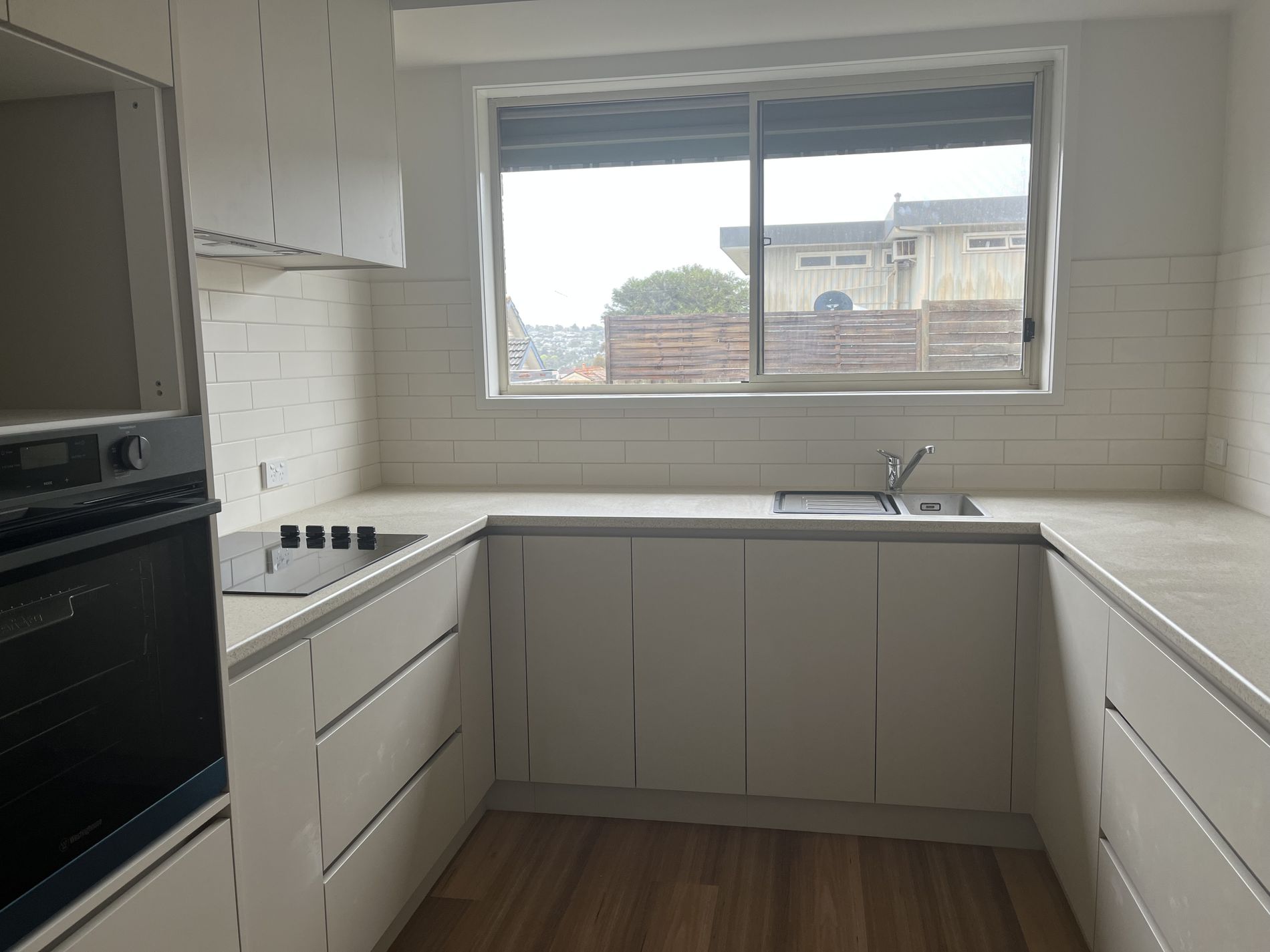 5 / 2 Vivian Street, Belmont