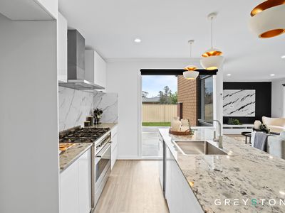 6 Christina Crescent, Kurunjang