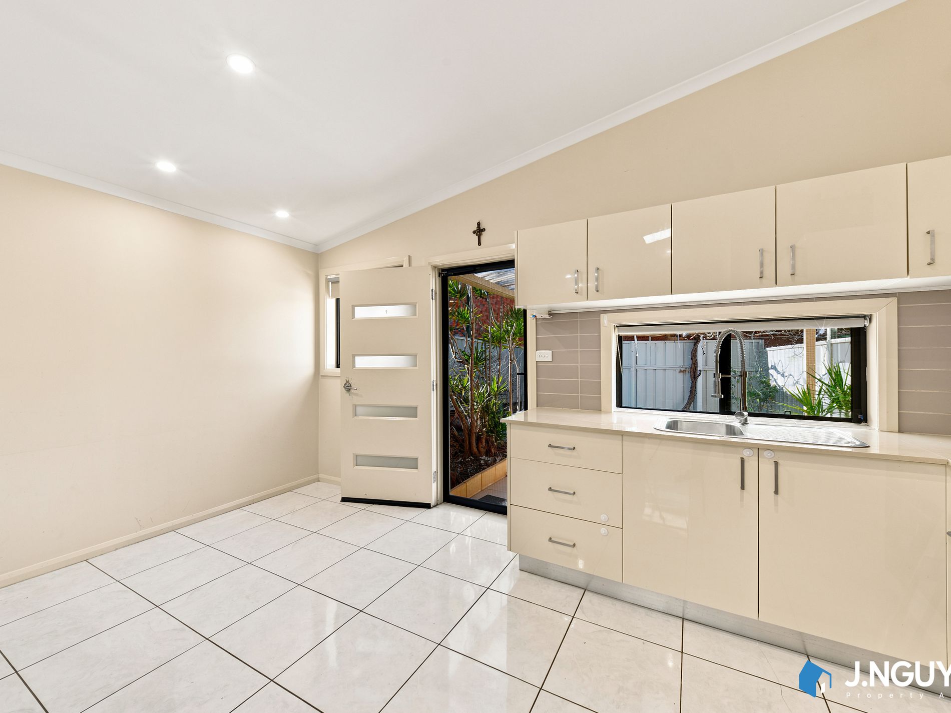 41 & 41a Mimosa Road, Bossley Park