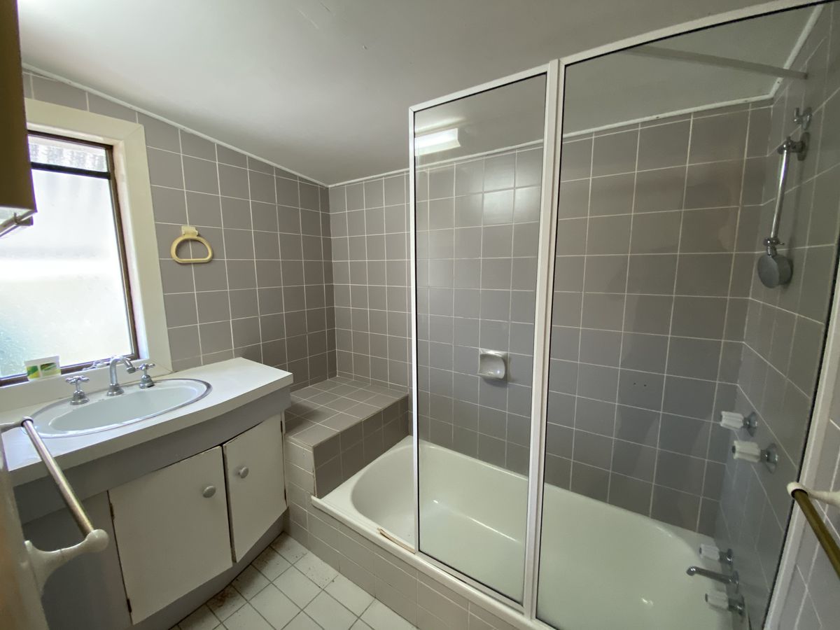 3 / 11 Emma Street, Milton