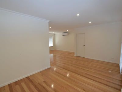 B/9 Barnes Street, Innaloo