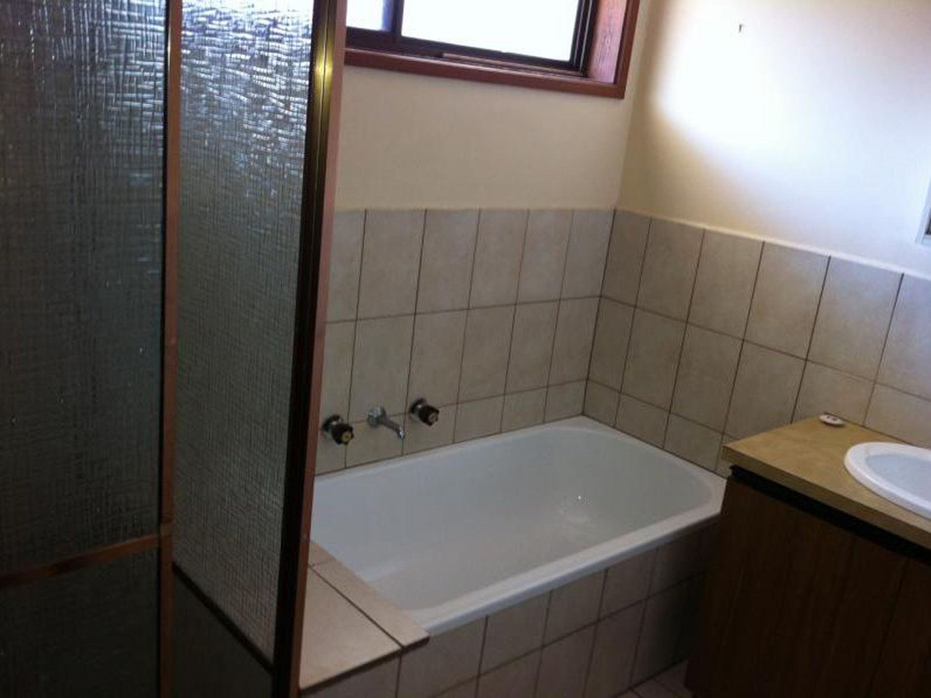 1 / 10 Sinns Avenue, Werribee