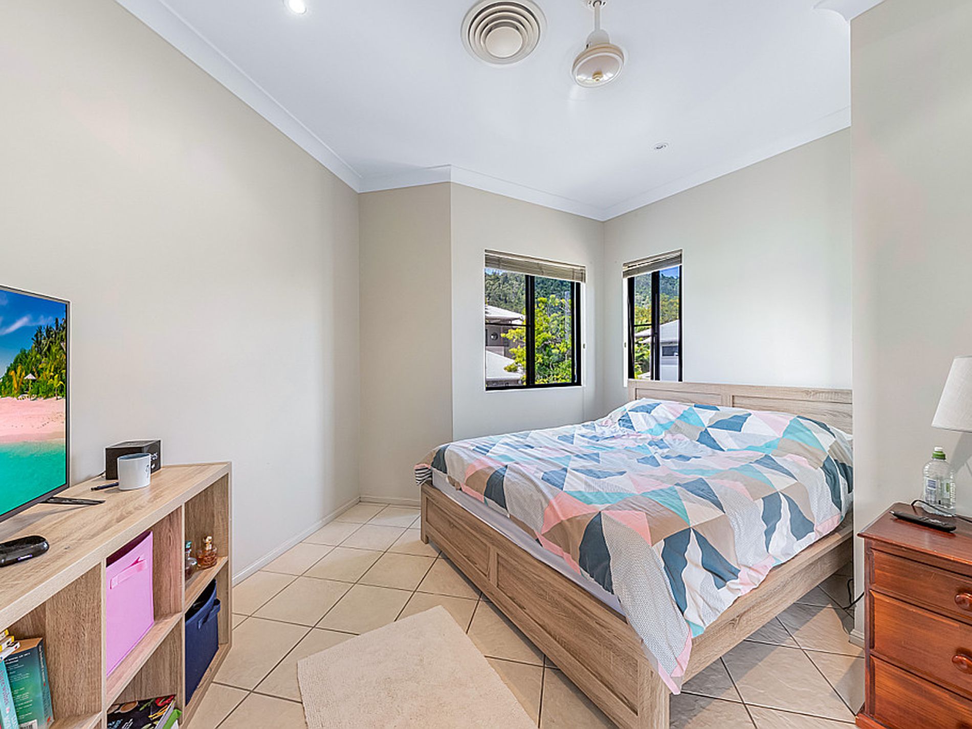 8 / 14 Altmann Avenue, Cannonvale