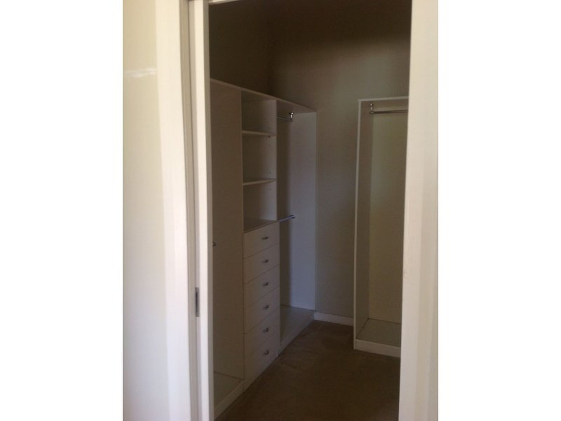 3 Lascelles Avenue, Manifold Heights