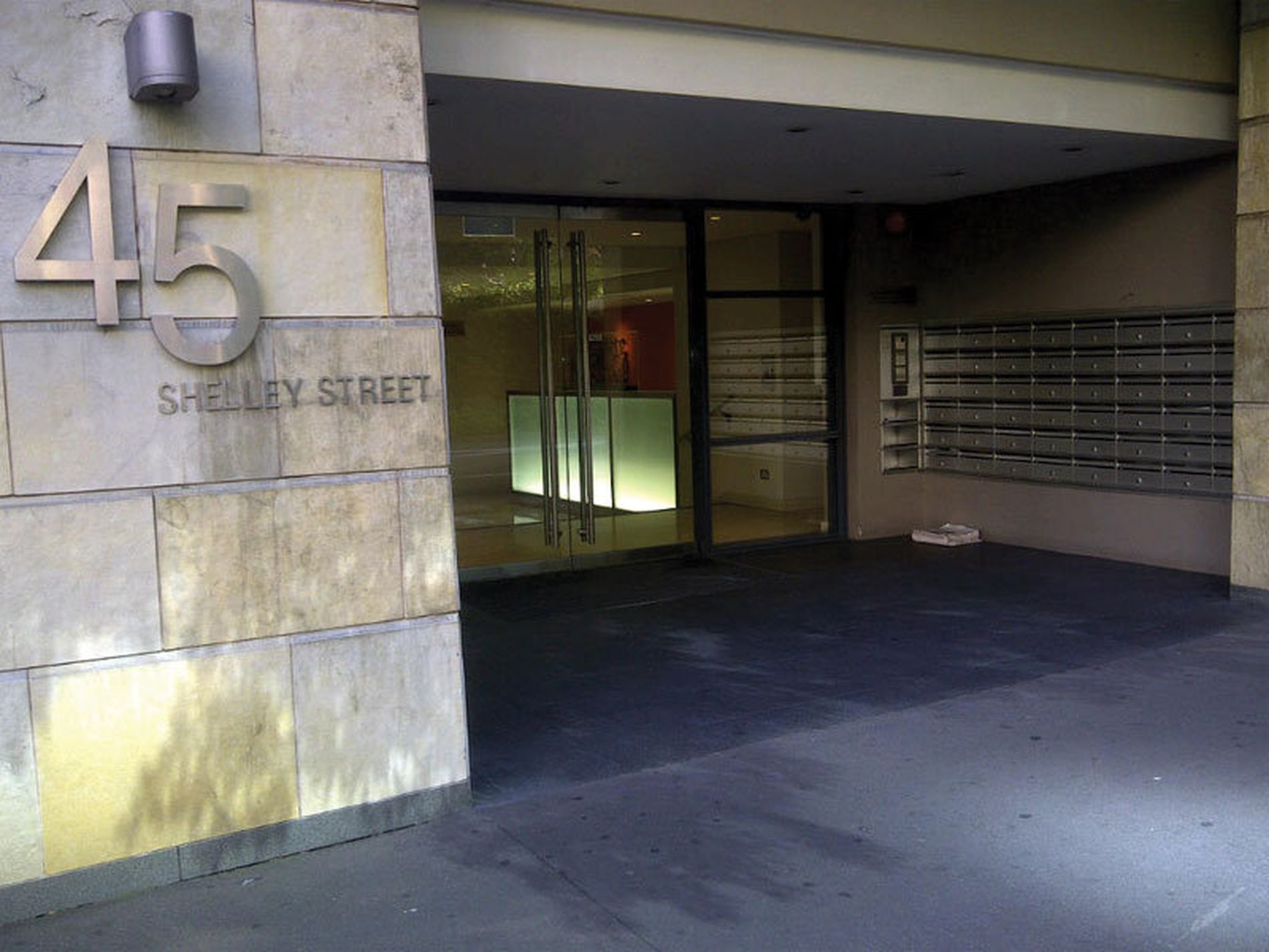 411 / 45 Shelley Street, Sydney