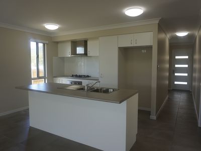 32 Tumbare Street, Atherton